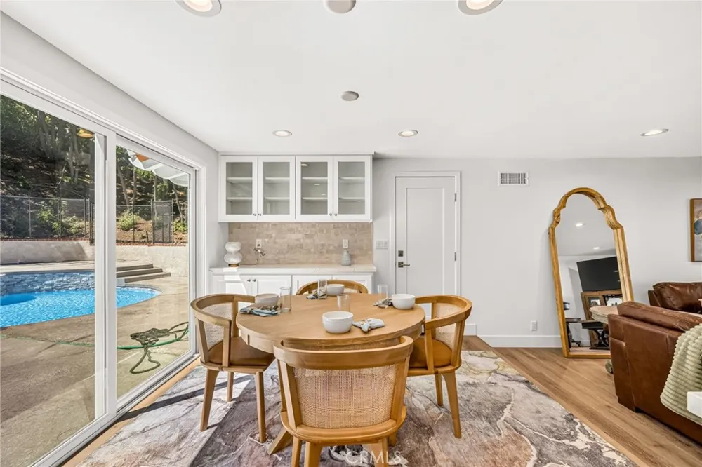 29815 Knoll View Drive Rancho Palos Verdes, CA 90275