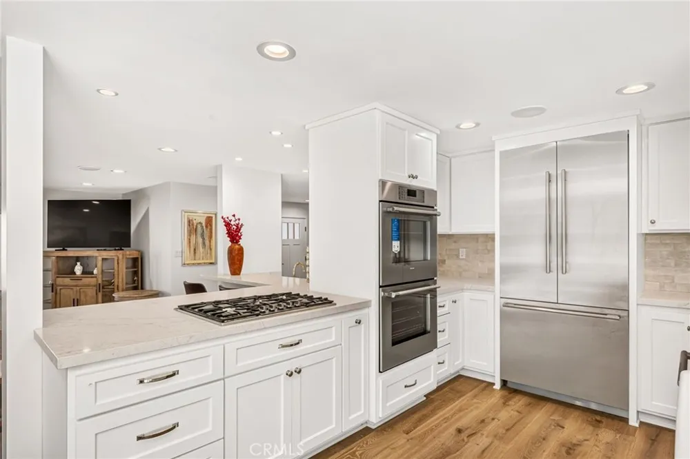 29815 Knoll View Drive Rancho Palos Verdes, CA 90275