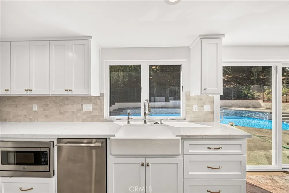 29815 Knoll View Drive Rancho Palos Verdes, CA 90275