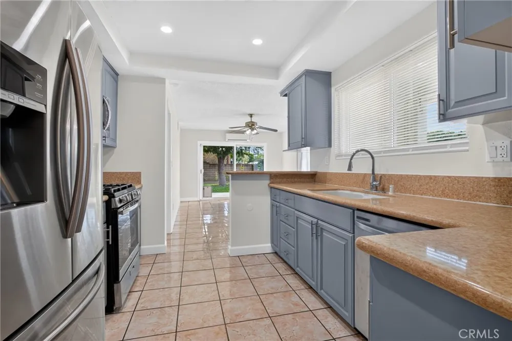 12446 Herrick Sylmar, CA 91342