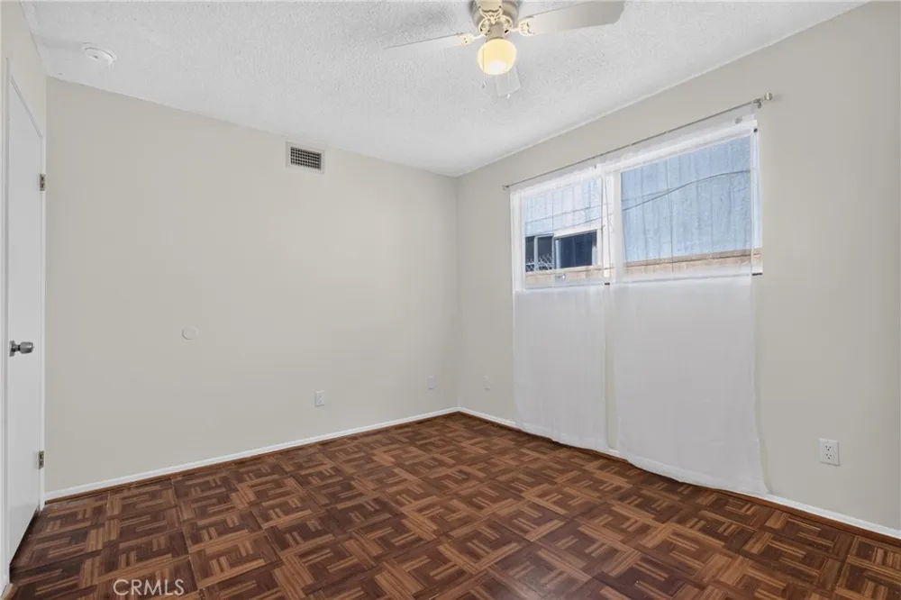 12446 Herrick Sylmar, CA 91342