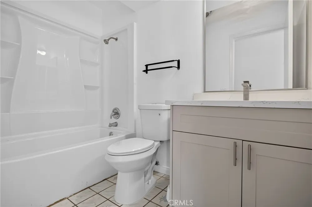 12446 Herrick Sylmar, CA 91342