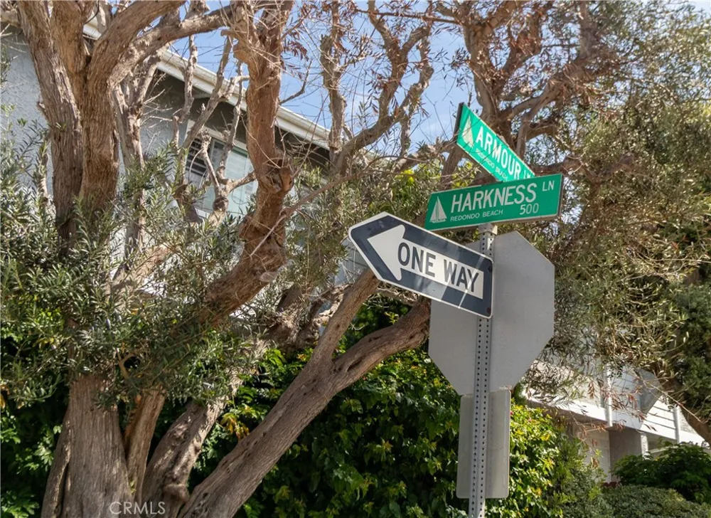 1809 Armour Lane #3 Redondo Beach, CA 90278