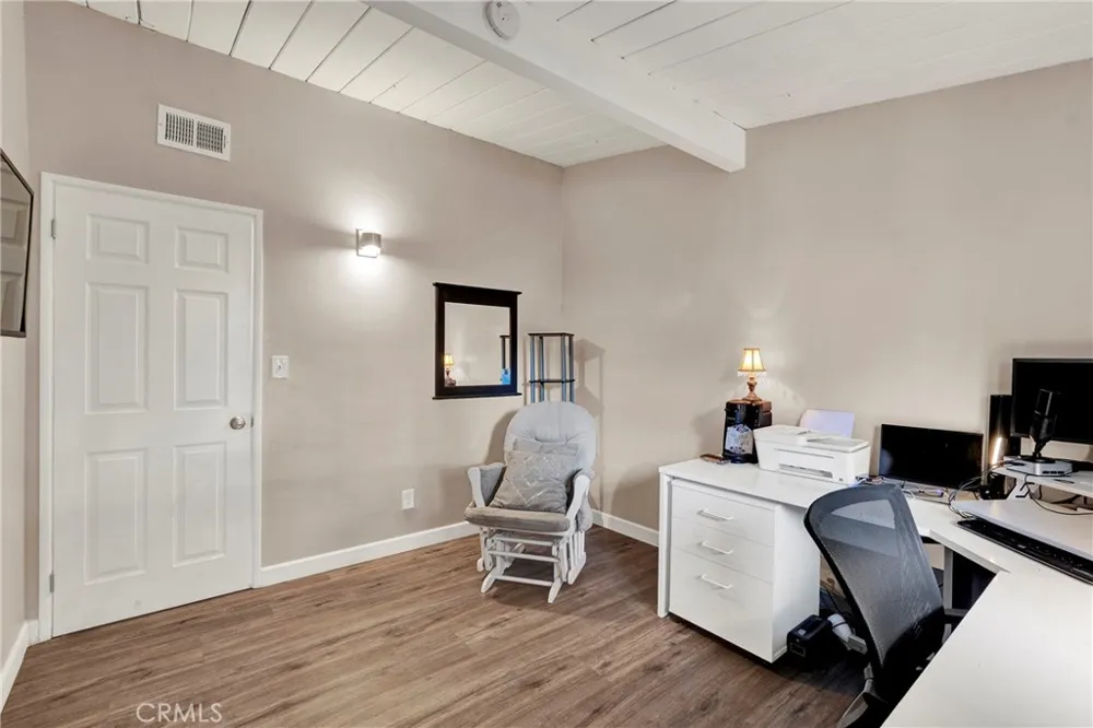 7252 Lynalan Whittier, CA 90606
