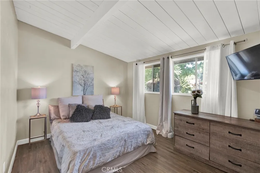7252 Lynalan Whittier, CA 90606