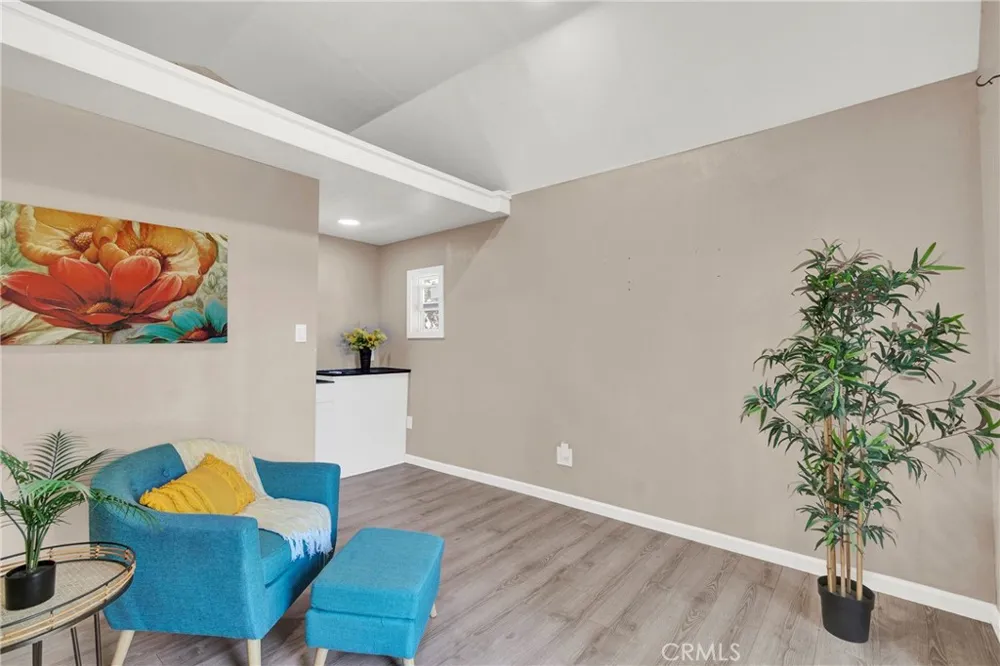 7252 Lynalan Whittier, CA 90606