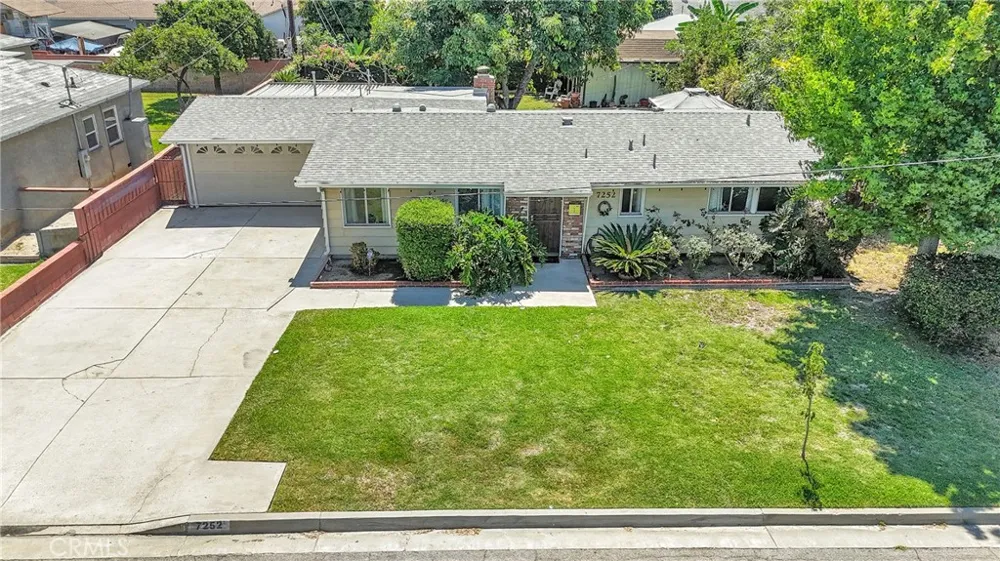 7252 Lynalan Whittier, CA 90606
