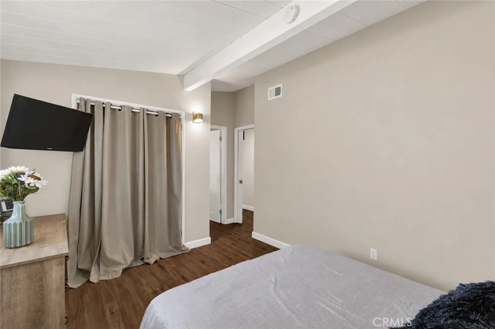 7252 Lynalan Whittier, CA 90606