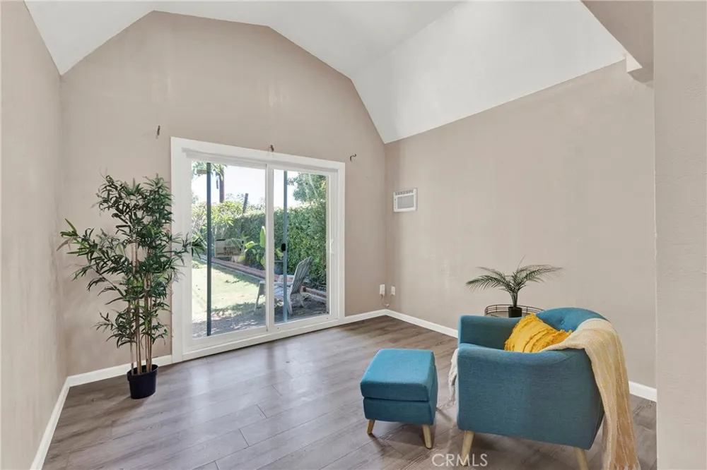 7252 Lynalan Whittier, CA 90606