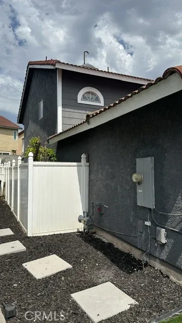 705 Matthisen Circle Compton, CA 90220