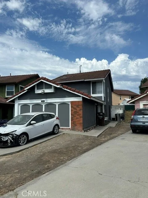 705 Matthisen Circle Compton, CA 90220