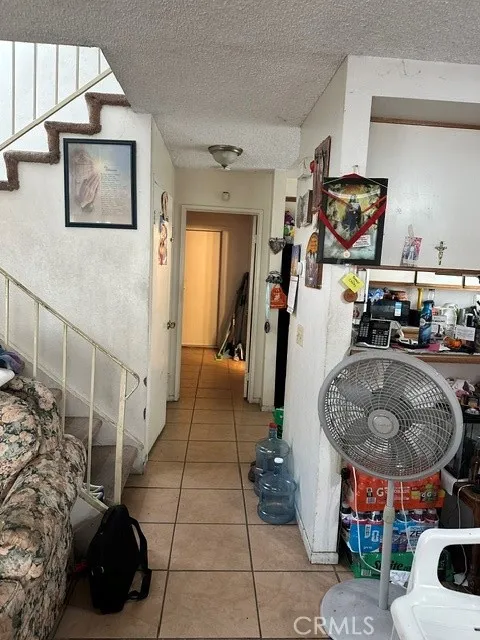 705 Matthisen Circle Compton, CA 90220