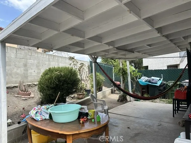705 Matthisen Circle Compton, CA 90220