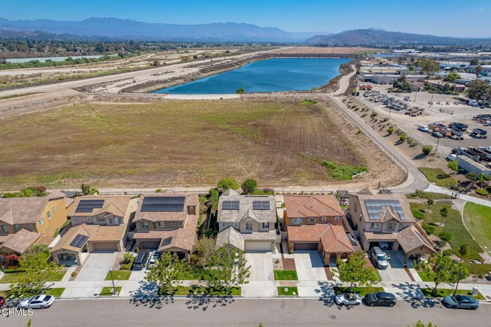 573 Xanadu Way Oxnard, CA 93036