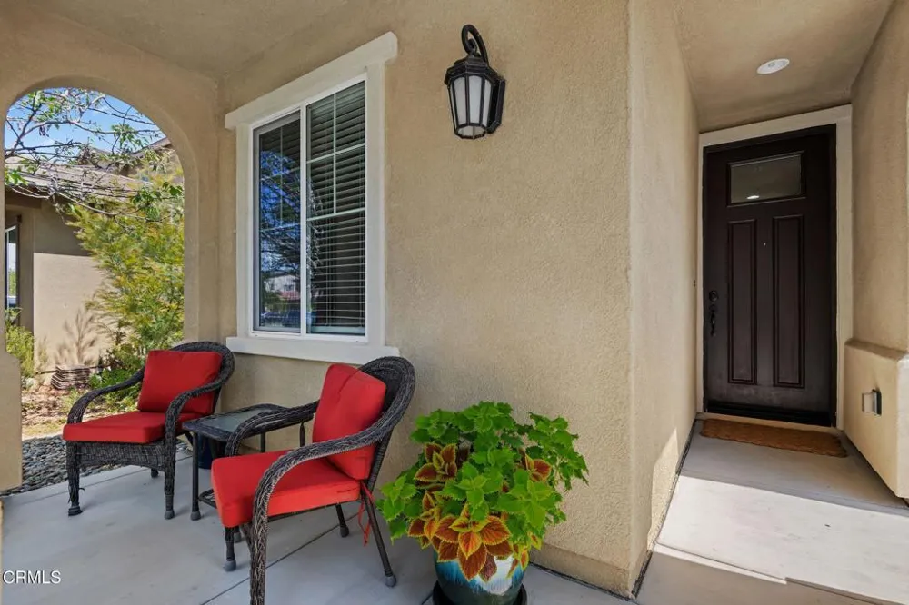 573 Xanadu Way Oxnard, CA 93036