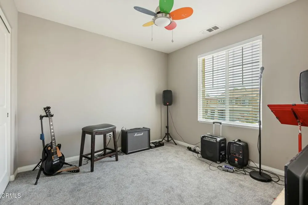 573 Xanadu Way Oxnard, CA 93036