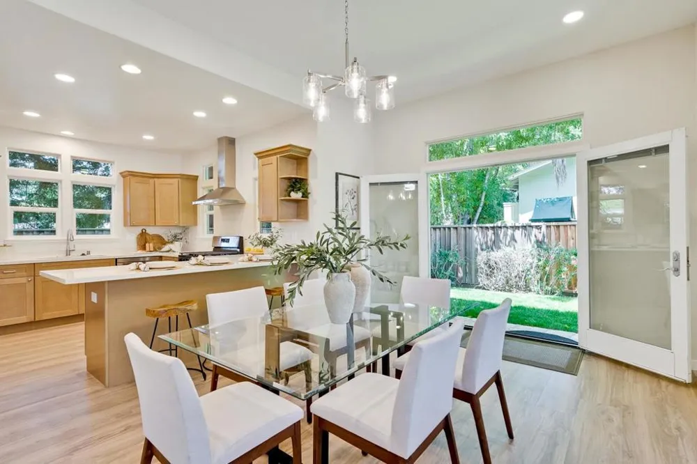 274 Skyview Court Mountain View, CA 94043