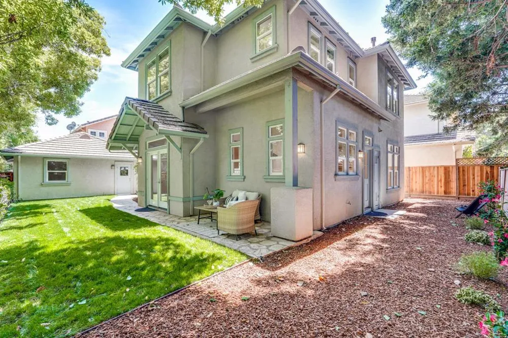 274 Skyview Court Mountain View, CA 94043