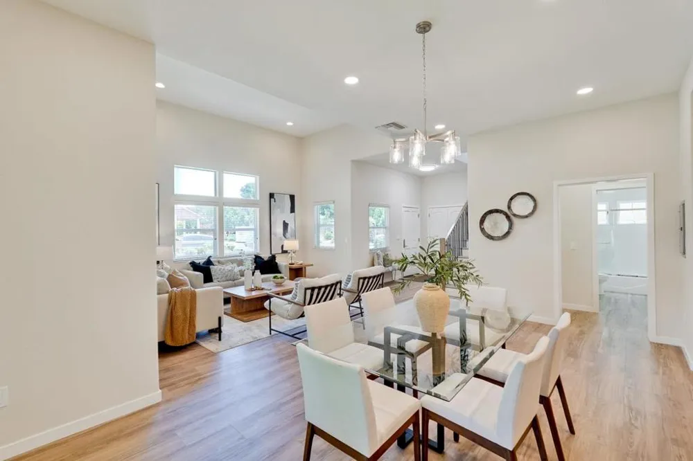 274 Skyview Court Mountain View, CA 94043