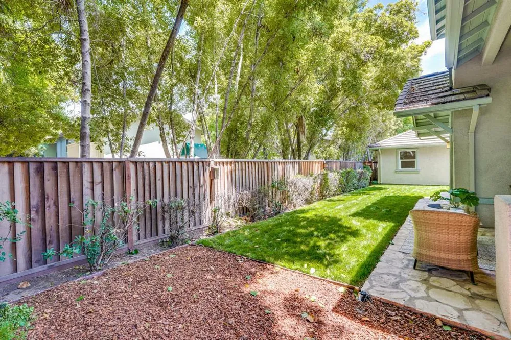 274 Skyview Court Mountain View, CA 94043