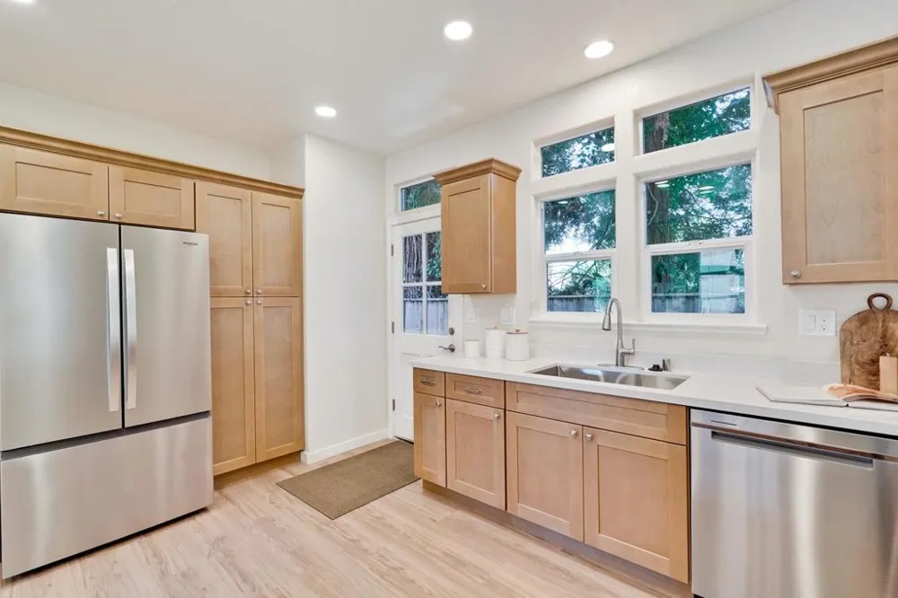 274 Skyview Court Mountain View, CA 94043