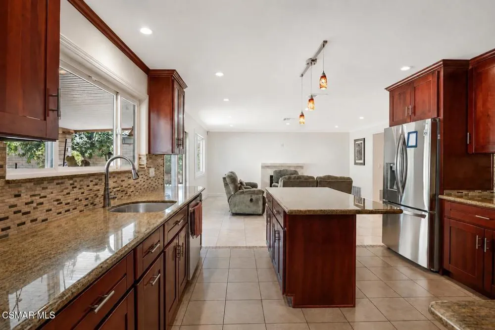 988 Looking Glass Drive Diamond Bar, CA 91765