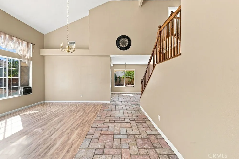 38841 Dianron Palmdale, CA 93551