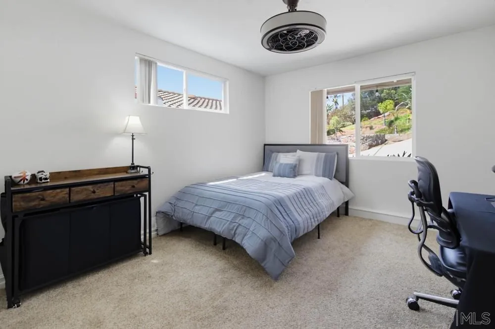 2450 Vista Lago Ter Escondido, CA 92029