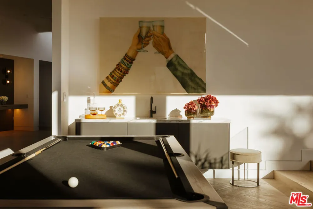 500 Chalette Drive Beverly Hills, CA 90210