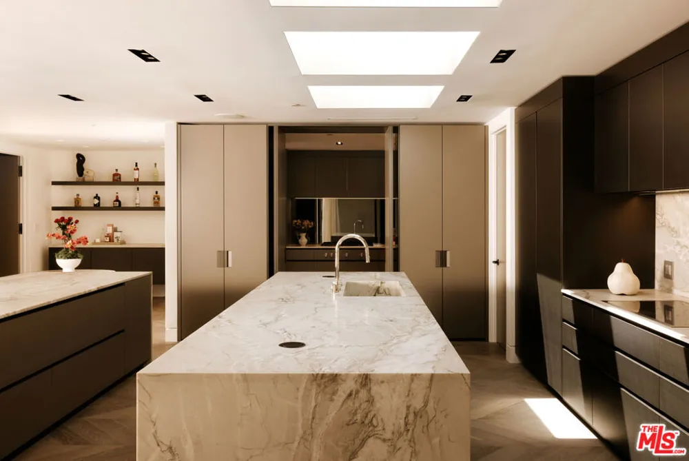 500 Chalette Drive Beverly Hills, CA 90210