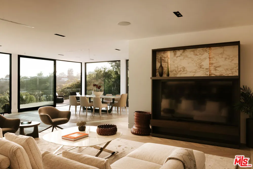 500 Chalette Drive Beverly Hills, CA 90210