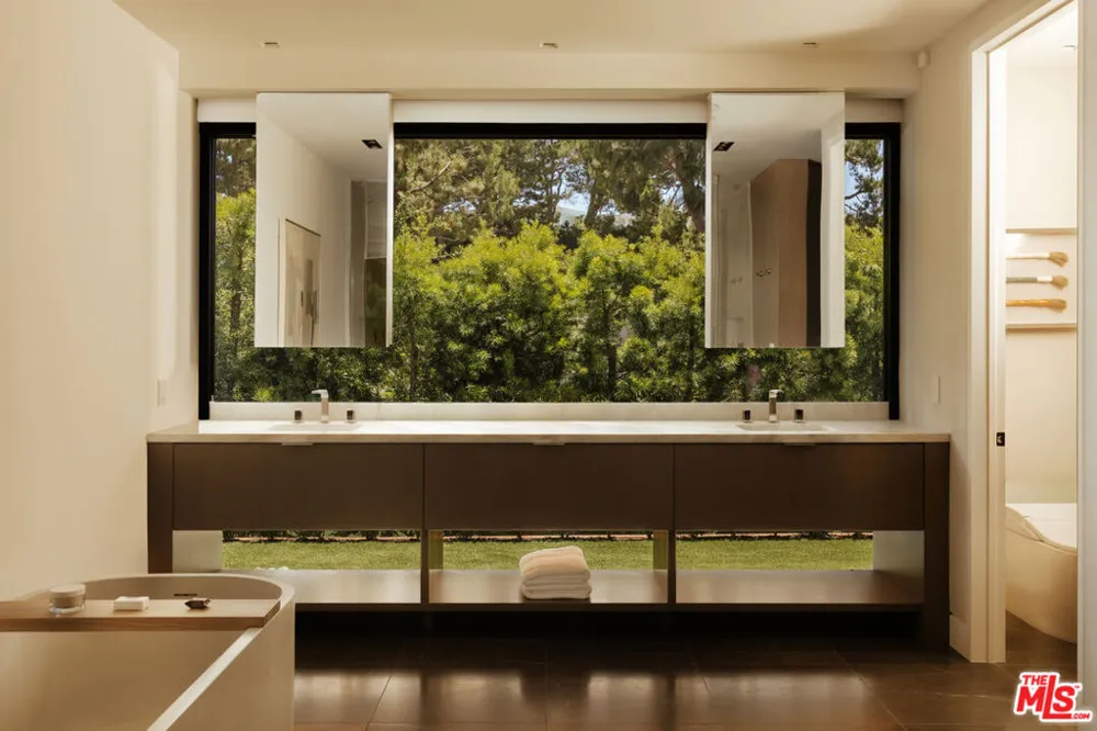 500 Chalette Drive Beverly Hills, CA 90210