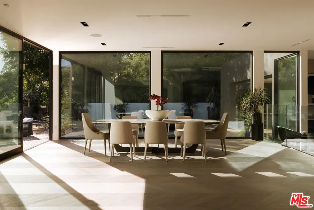 500 Chalette Drive Beverly Hills, CA 90210