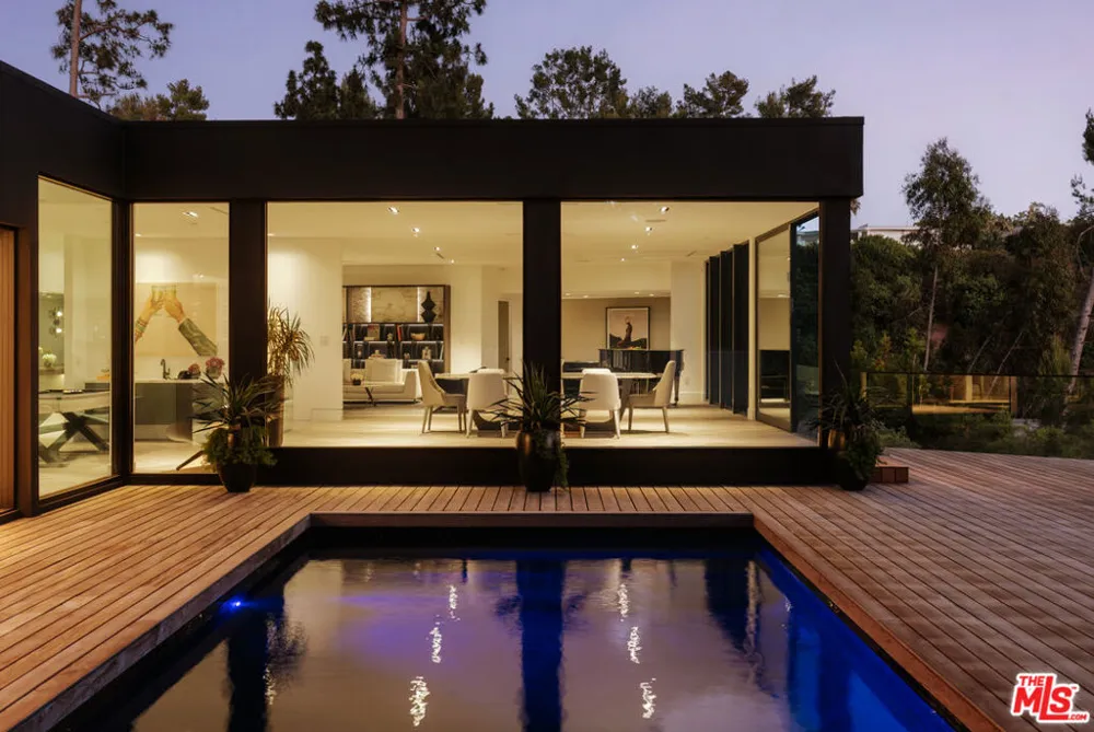 500 Chalette Drive Beverly Hills, CA 90210