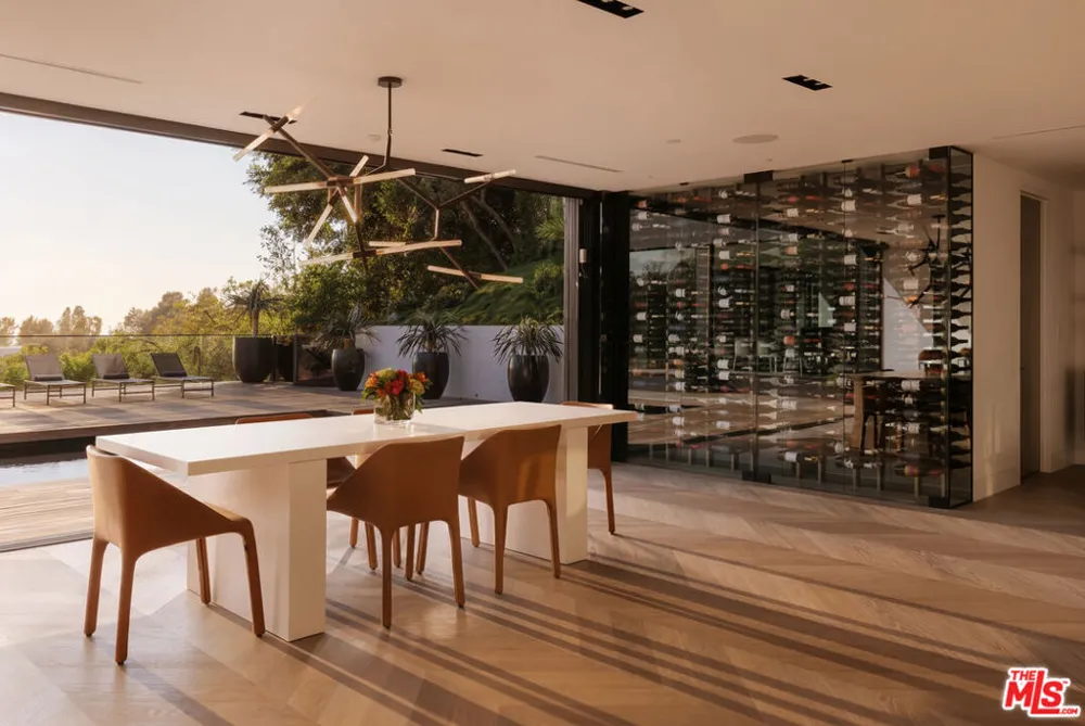 500 Chalette Drive Beverly Hills, CA 90210