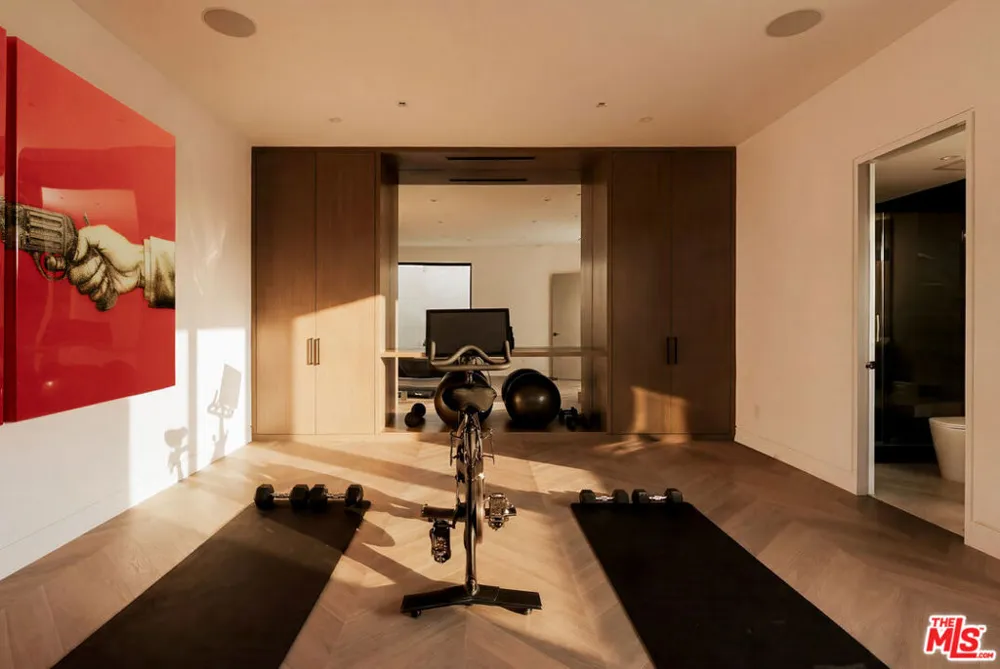 500 Chalette Drive Beverly Hills, CA 90210