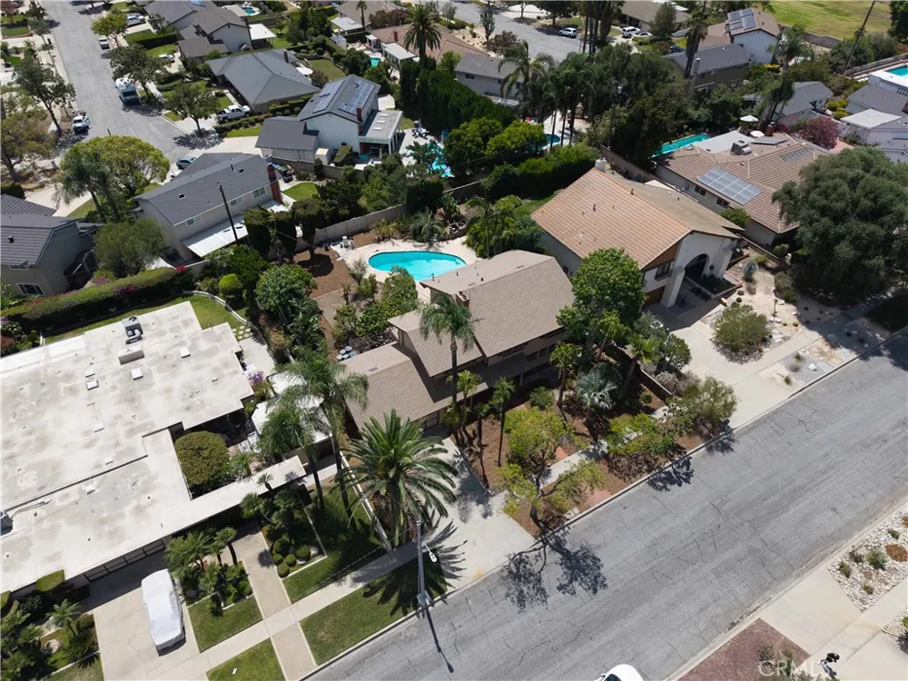 948 W Buffington Upland, CA 91784