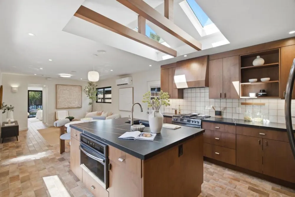 358 Fernando Avenue Palo Alto, CA 94306