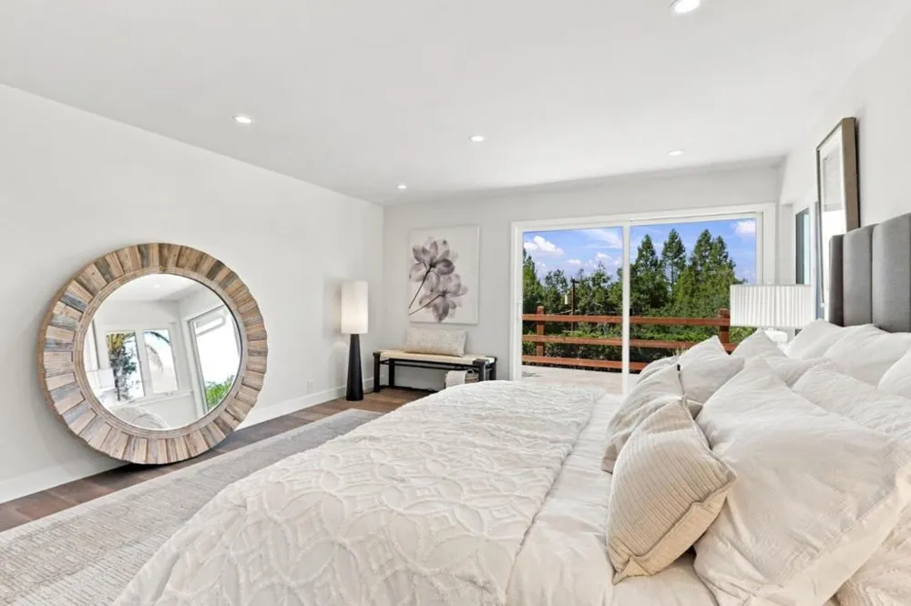 15560 Blossom Hill Road Los Gatos, CA 95032