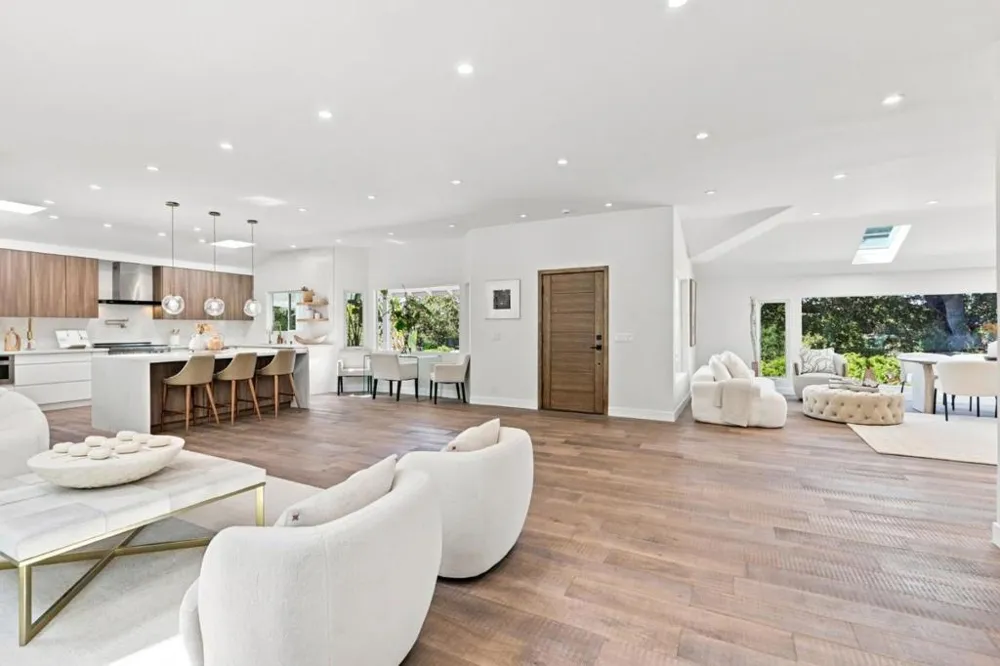 15560 Blossom Hill Road Los Gatos, CA 95032