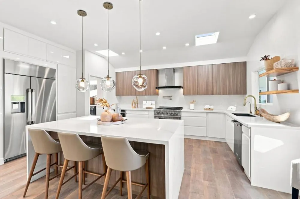 15560 Blossom Hill Road Los Gatos, CA 95032
