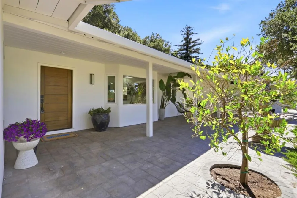 15560 Blossom Hill Road Los Gatos, CA 95032