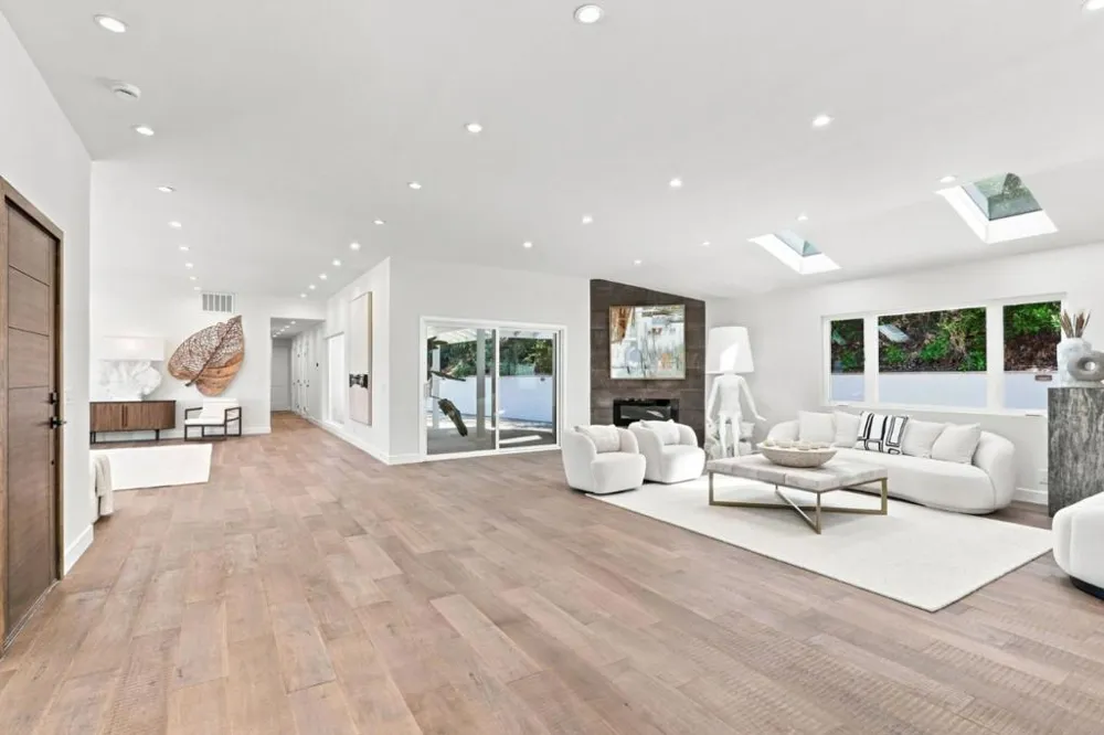 15560 Blossom Hill Road Los Gatos, CA 95032