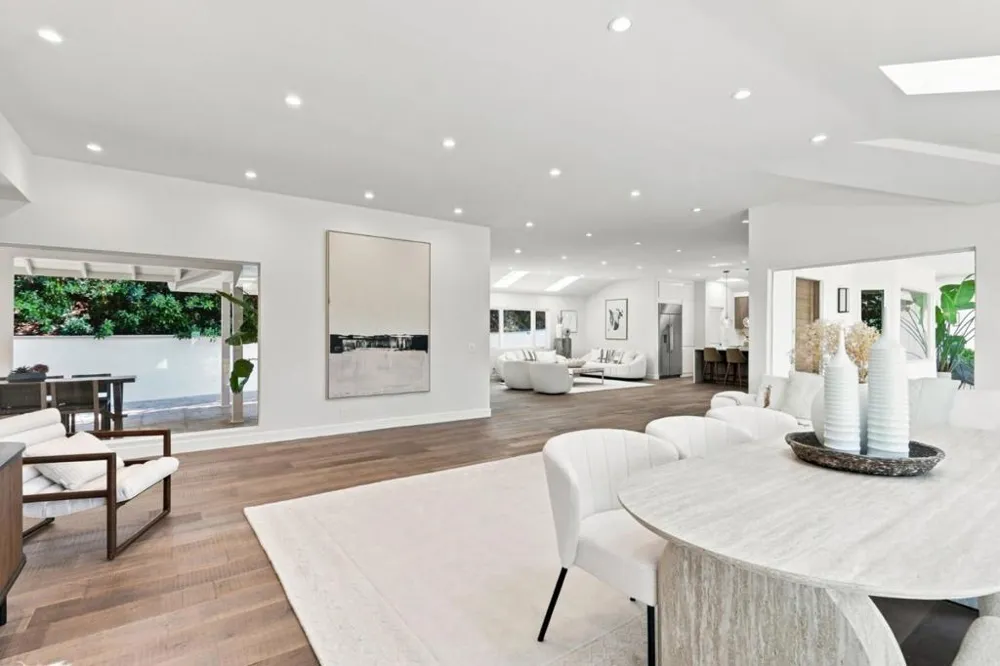 15560 Blossom Hill Road Los Gatos, CA 95032