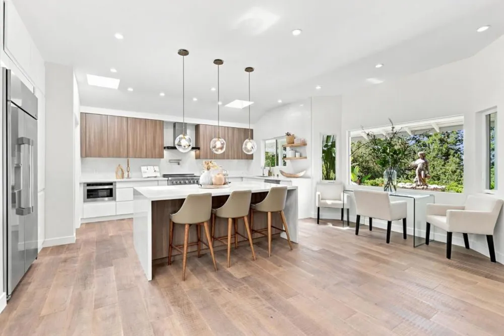 15560 Blossom Hill Road Los Gatos, CA 95032