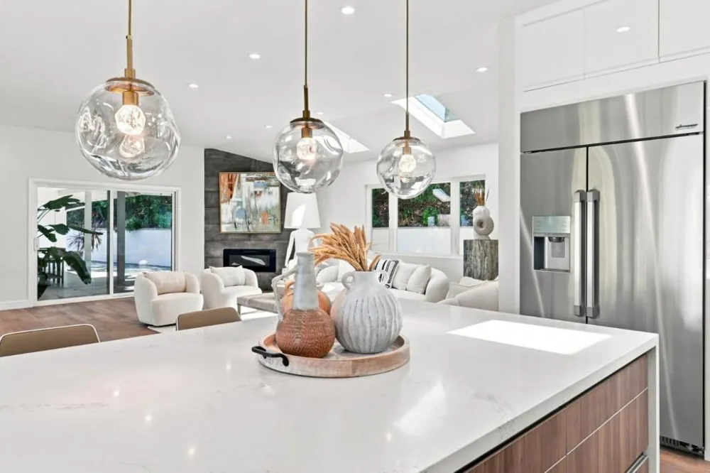 15560 Blossom Hill Road Los Gatos, CA 95032