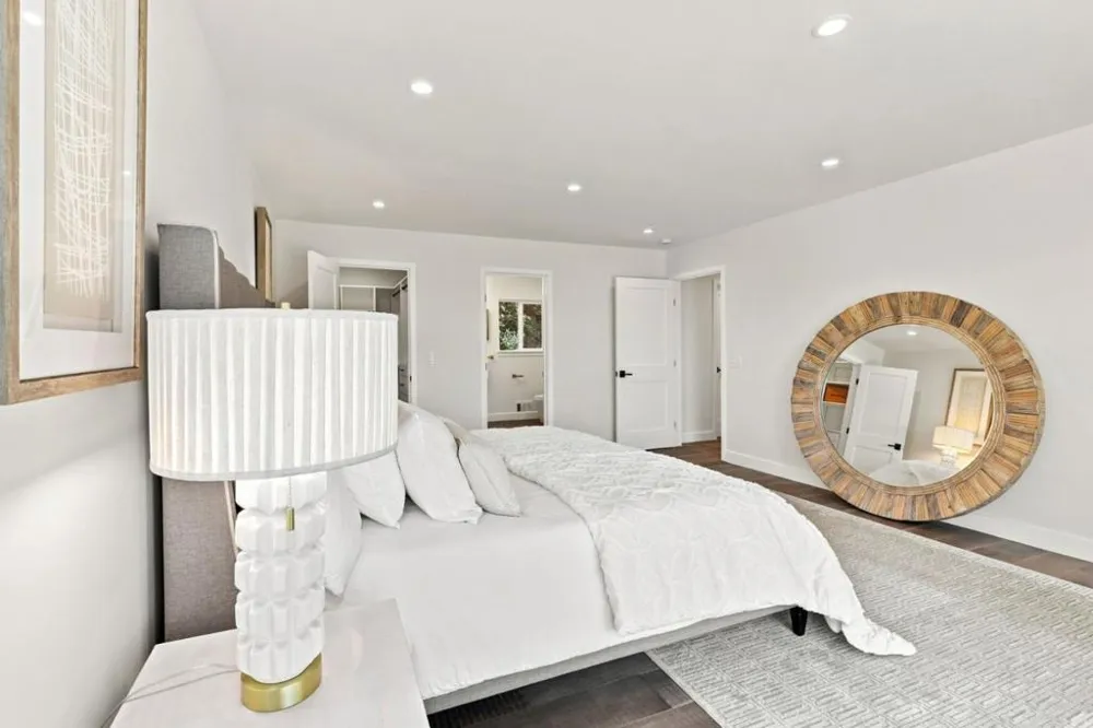 15560 Blossom Hill Road Los Gatos, CA 95032