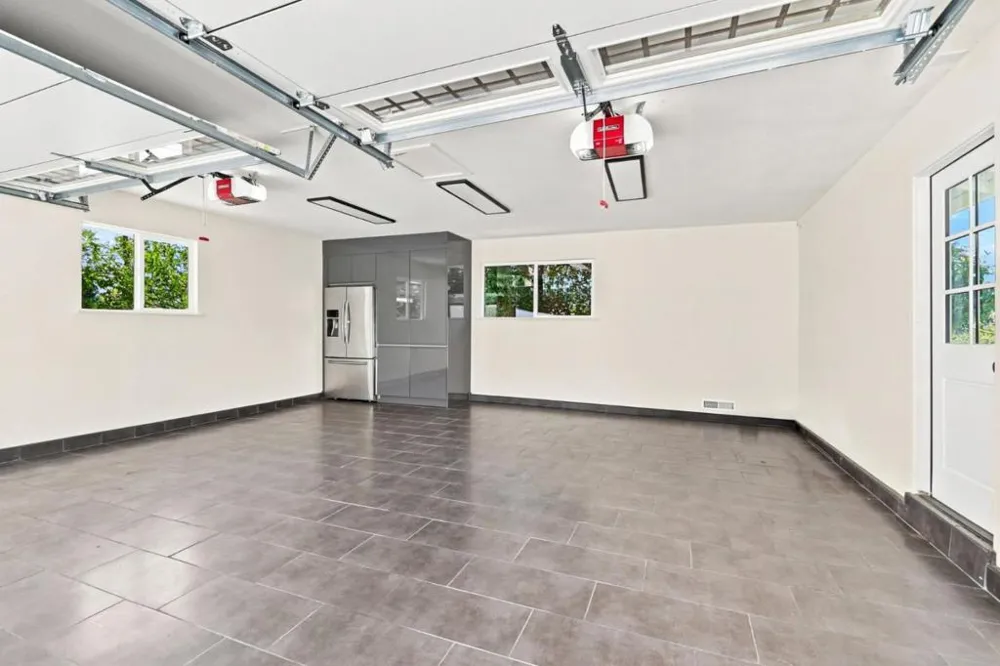 15560 Blossom Hill Road Los Gatos, CA 95032