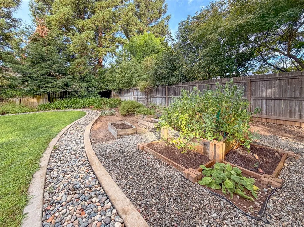 951 Madrone Chico, CA 95926