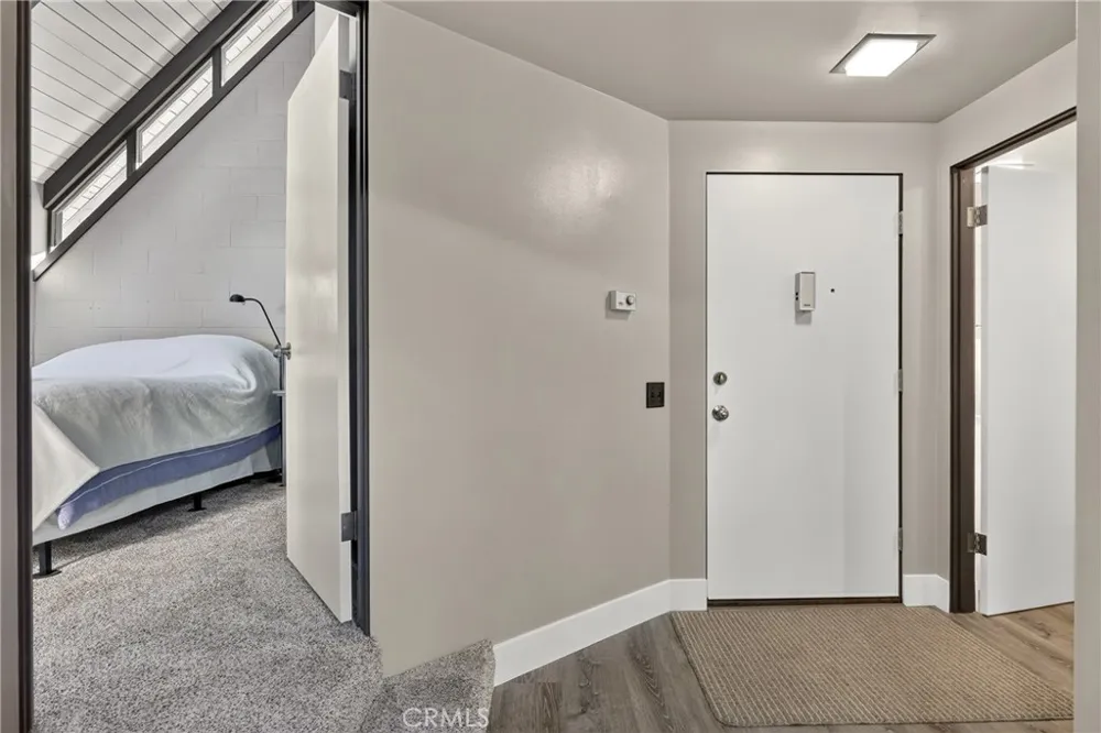 594 W Victoria Court Lake Arrowhead, CA 92352